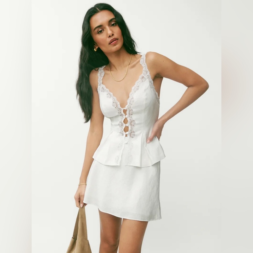 NWT reformation linen Josefina top / size 20